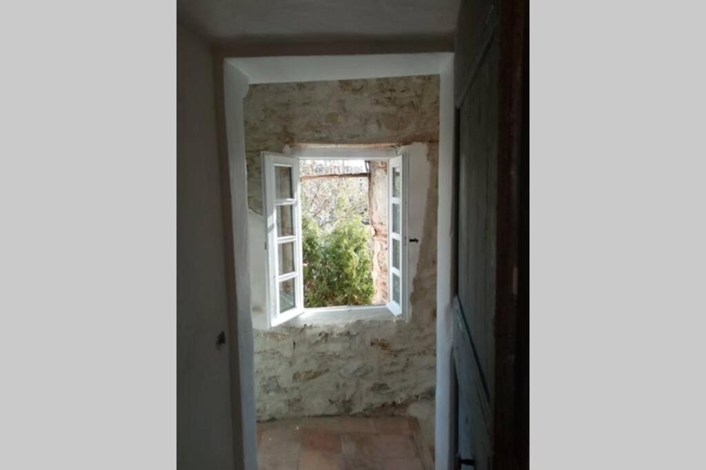 Character Filled House Overlooking The River Cesse Bize-Minervois Ngoại thất bức ảnh