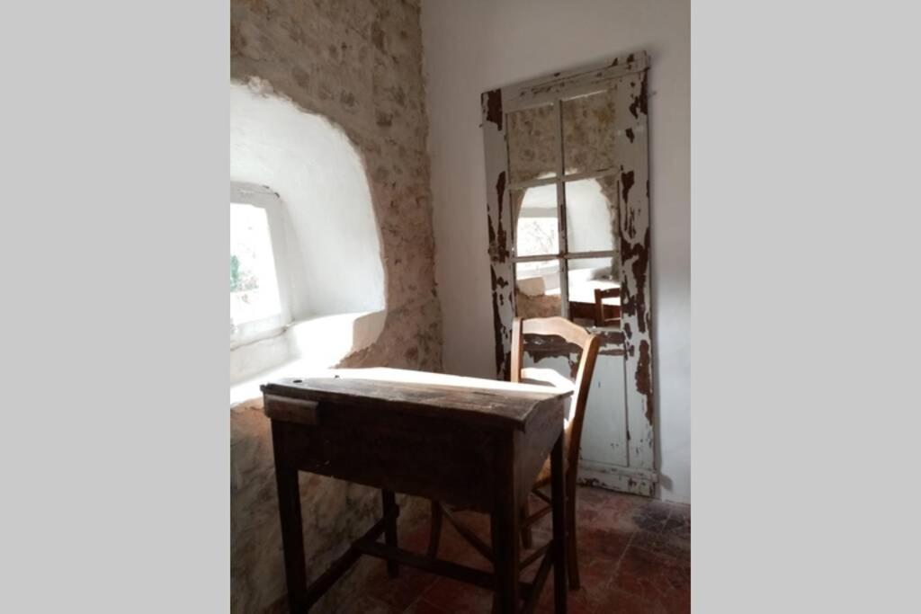 Character Filled House Overlooking The River Cesse Bize-Minervois Ngoại thất bức ảnh